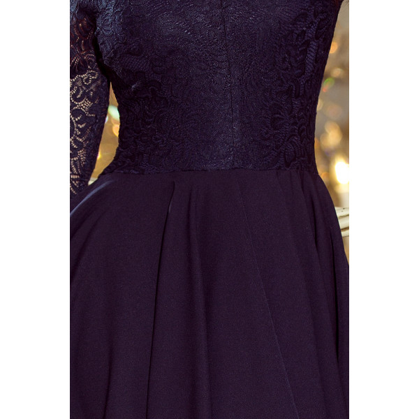 210-2 NICOLLE - sukienka z dłuższym tyłem z koronkowym dekoltem - GRANATOWA